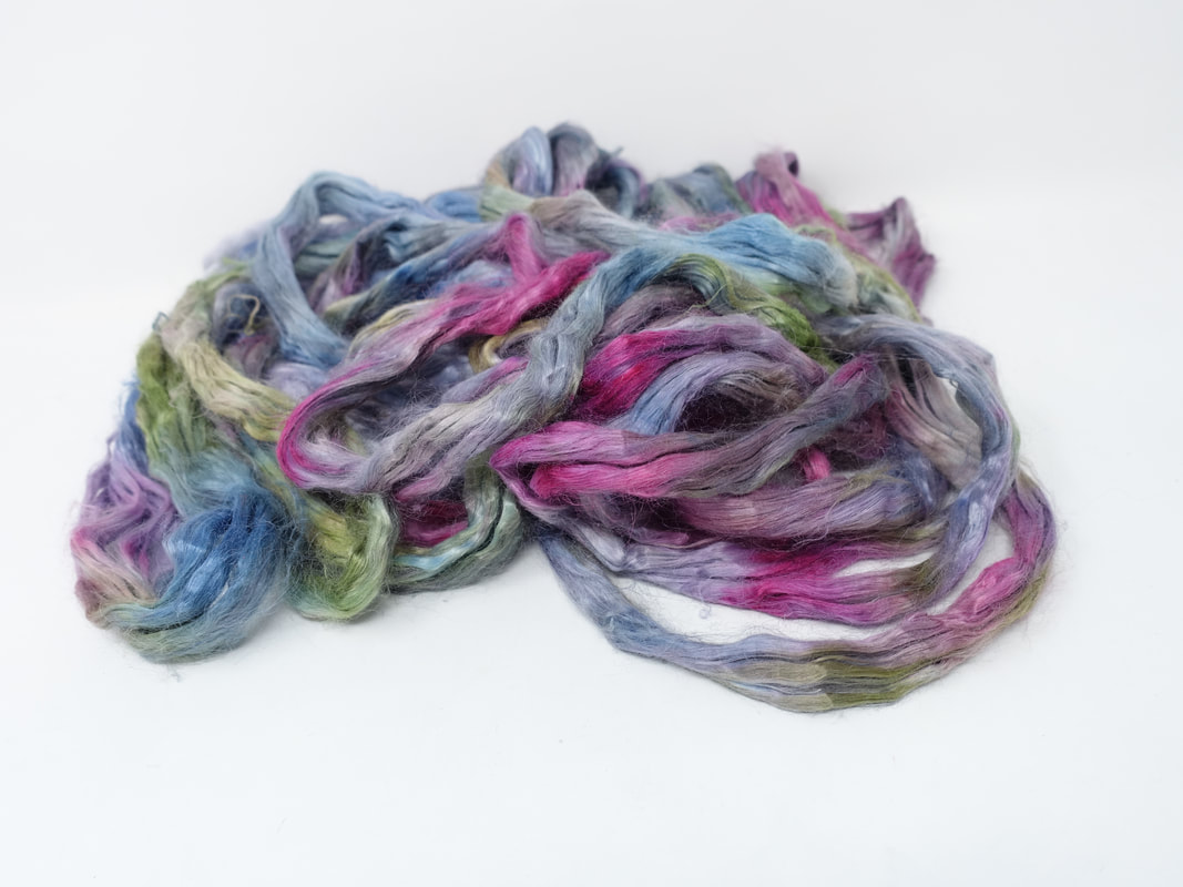 Lilac, pale blue and pink ramie fibre
